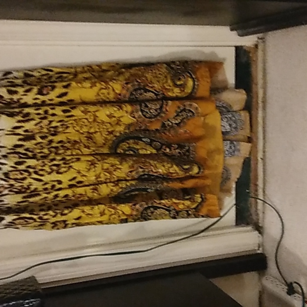 Fashion Nova ancient Rome print maxi dress - Picture 3 of 7